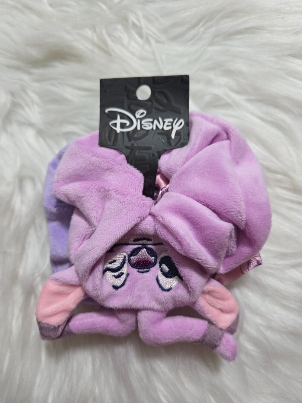 Disney "Angel" Scrunchie Set